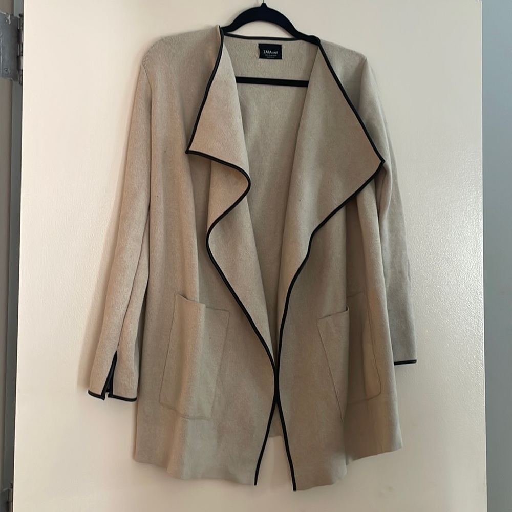 Zara Knit Cream & black Cardigan Sweater size M